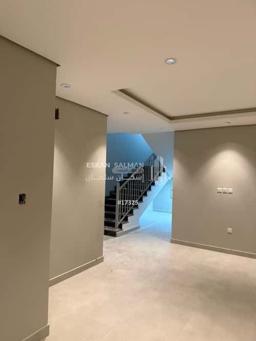 فيلا 284.05 متر مربع جنوبية على شارع 15م الأمواج، الخبر