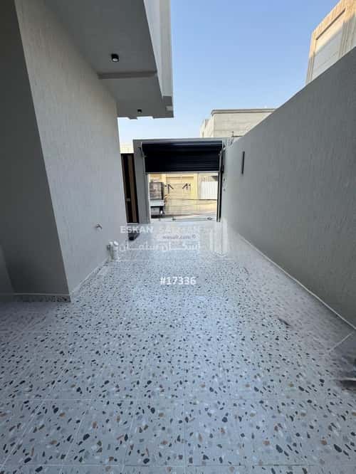 Villa 200 SQM Facing West on 15m Width Street Al Sawari, Khobar