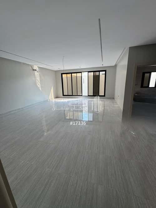 فيلا 200 متر مربع غربية على شارع 15م الصواري، الخبر