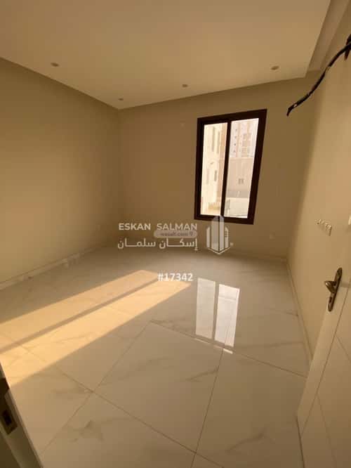 شقة ب 5 غرف البحيرة، الخبر