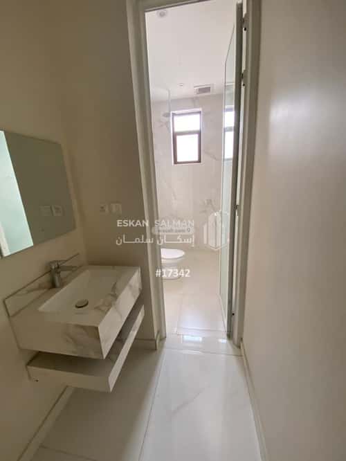 Apartment with 5 Bedrooms Al Buhayrah, Khobar