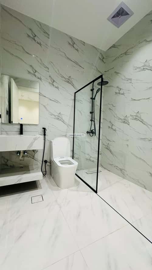 فيلا 250 متر مربع غربية على شارع 15م الصواري، شمال جدة، جدة