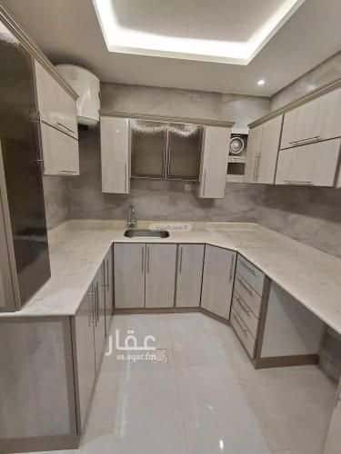 Apartment with 4 Bedrooms Al-Qairawan, North Riyadh, Riyadh