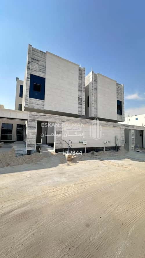 فيلا 233 متر مربع غربية على شارع 15م منسوبي التعليم الأول، الاحساء