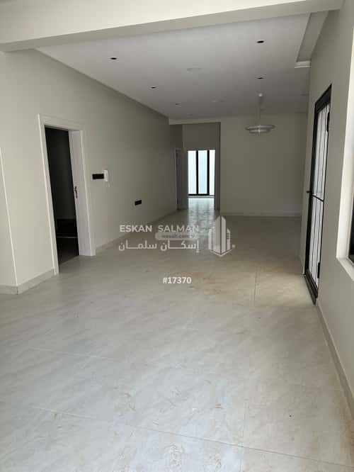 دور 148.55 متر مربع ب 5 غرف واسط، بريدة