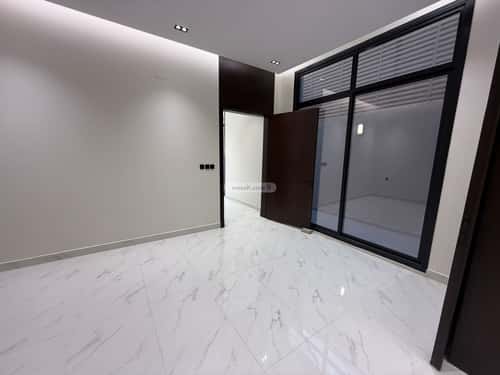 Floor 242.73 SQM with 5 Bedrooms Al-Muanisiyah, East Riyadh, Riyadh