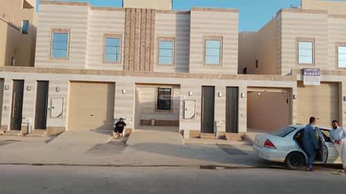 فيلا 245.19 متر مربع شرقية على شارع 18م عكاظ، جنوب الرياض، الرياض