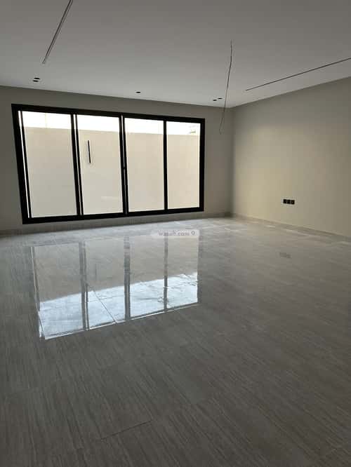 فيلا 200 متر مربع غربية على شارع 15م الصواري، الخبر