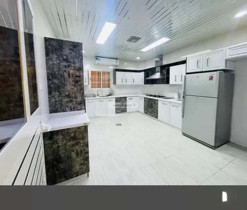 Floor 520 SQM with 5 Bedrooms Al-Muanisiyah, East Riyadh, Riyadh