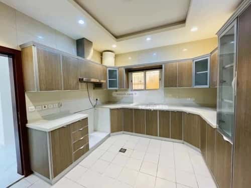 6 bedroom villa in Al Malqa