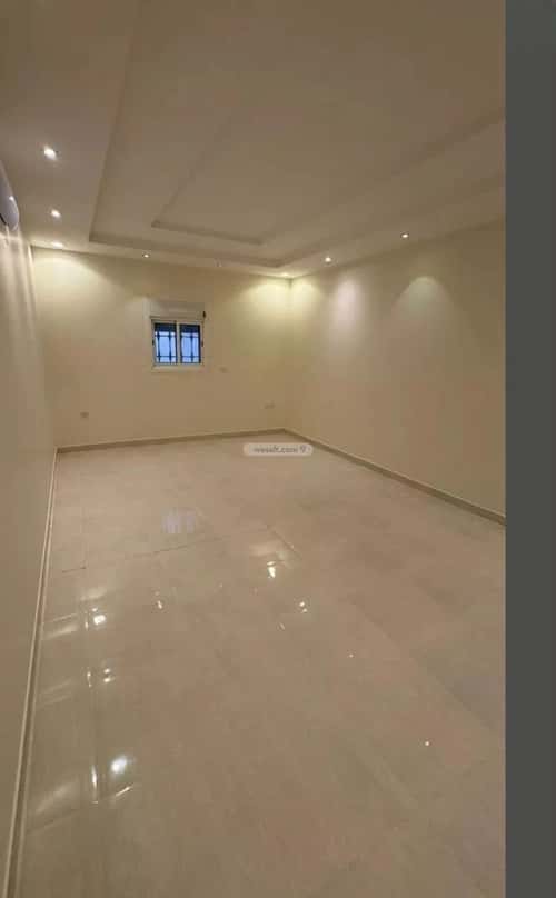 Apartment with 5 Bedrooms Qurtubah, East Riyadh, Riyadh