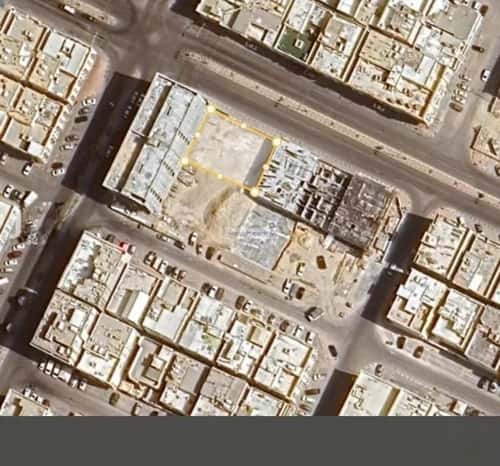 أرض 325.58 متر مربع شرقية على شارع 30م الخبر الجنوبية، الخبر