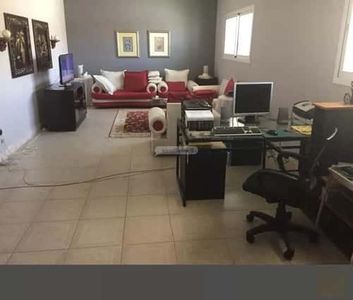 فيلا 690 متر مربع شرقية على شارع 20م الملك فيصل، شرق الرياض، الرياض