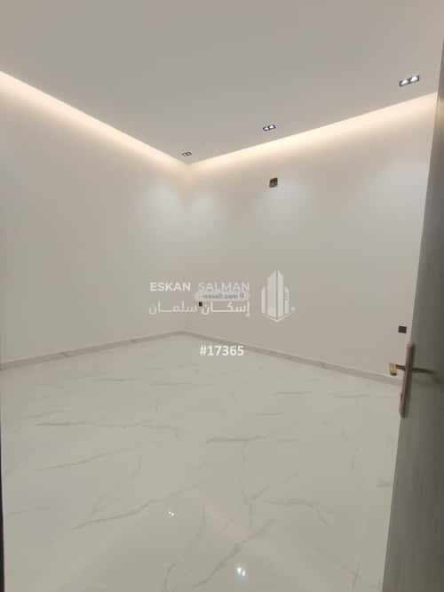 دور 300 متر مربع ب 5 غرف الجنادرية، شرق الرياض، الرياض