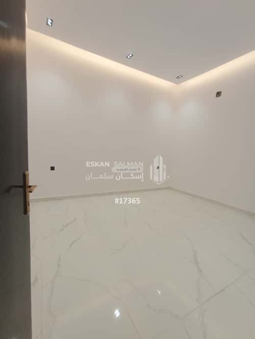 دور 300 متر مربع ب 5 غرف الجنادرية، شرق الرياض، الرياض