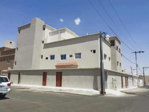 عمارة 606.57 متر مربع واجهة جنوبية صلاح الدين، حائل