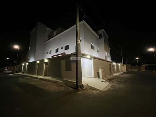 عمارة 606.57 متر مربع واجهة جنوبية صلاح الدين، حائل