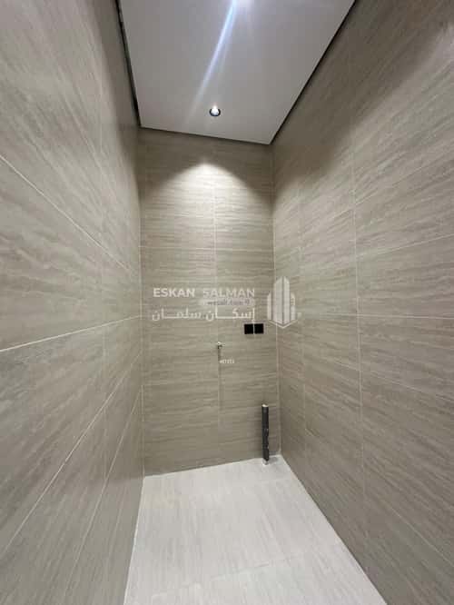 Floor 303 SQM with 6 bedrooms الصفاء، جازان