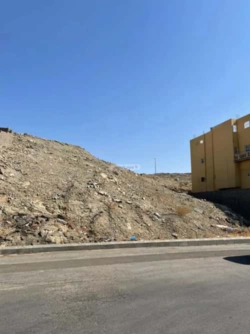 Land 804 SQM facing North West on 15m width street العمرة، مكة المكرمة