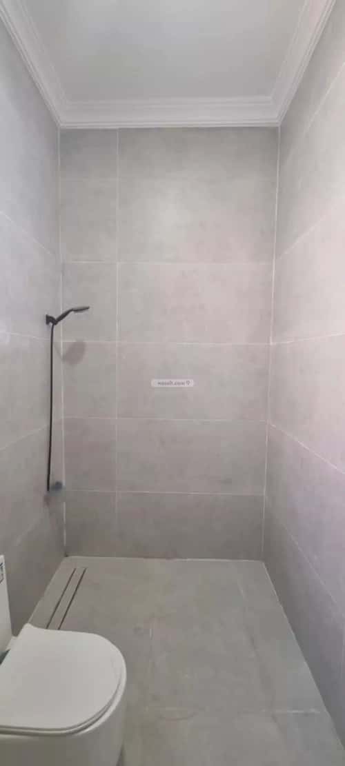 فيلا 384 متر مربع شرقية على شارع 16م أبحر الجنوبية، شمال جدة، جدة