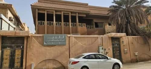 فيلا 500 متر مربع جنوبية على شارع 10م جرير، وسط الرياض، الرياض