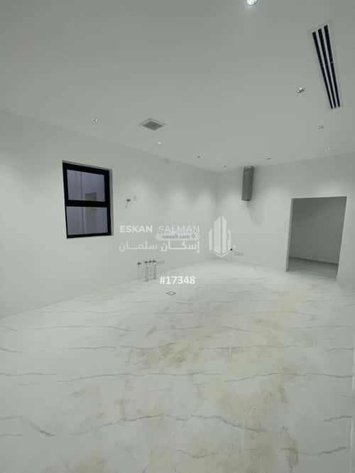 فيلا 375.06 متر مربع شرقية على شارع 15م الرحاب، بريدة