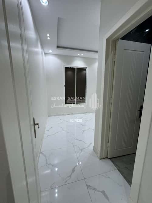 فيلا 8 غرف في الخليج