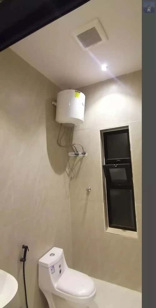 Floor 204 SQM with 5 bedrooms ديراب، غرب الرياض، الرياض