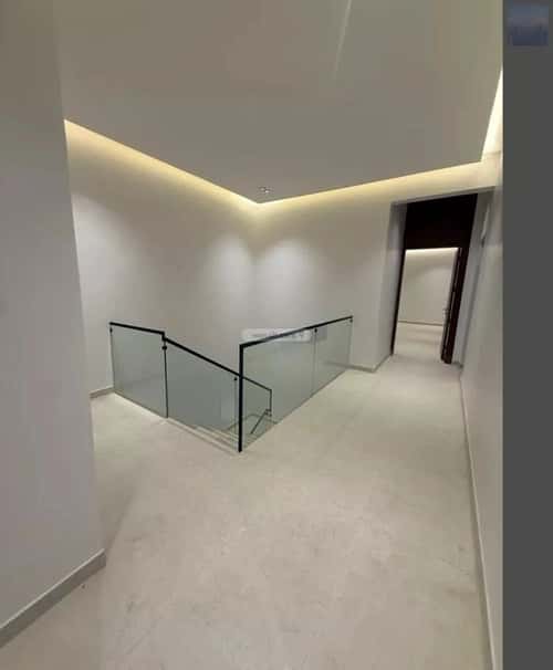 6 bedroom villa in Al Janadriyah