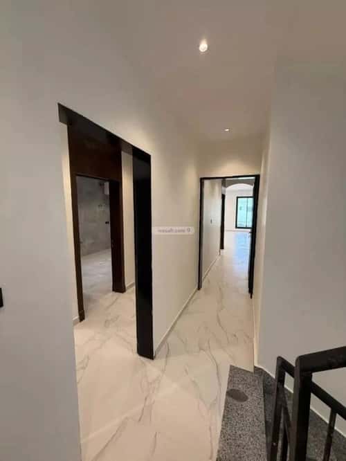 5 bedroom floor in Al Janadriyah