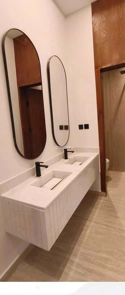 فيلا 214 متر مربع شرقية على شارع 20م السويدي، غرب الرياض، الرياض