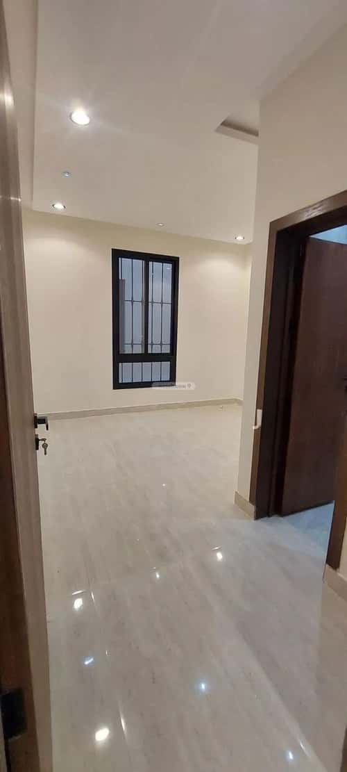 Villa 200 SQM facing East on 15m width street بدر، جنوب الرياض، الرياض