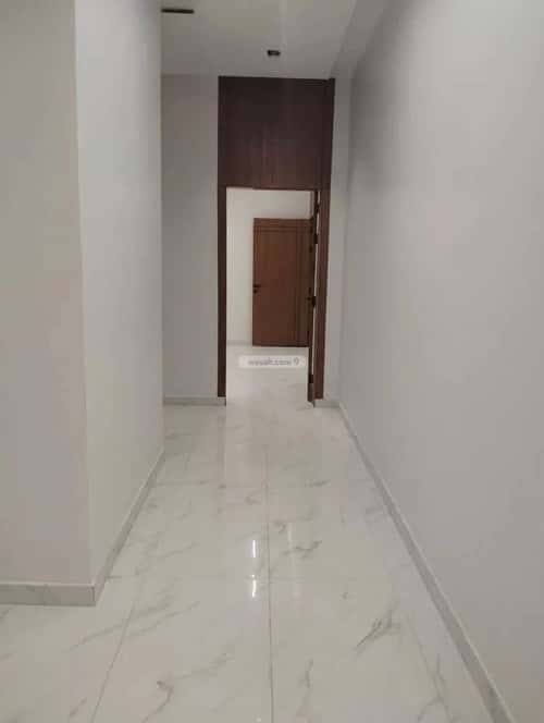 5 bedroom floor in Al Janadriyah