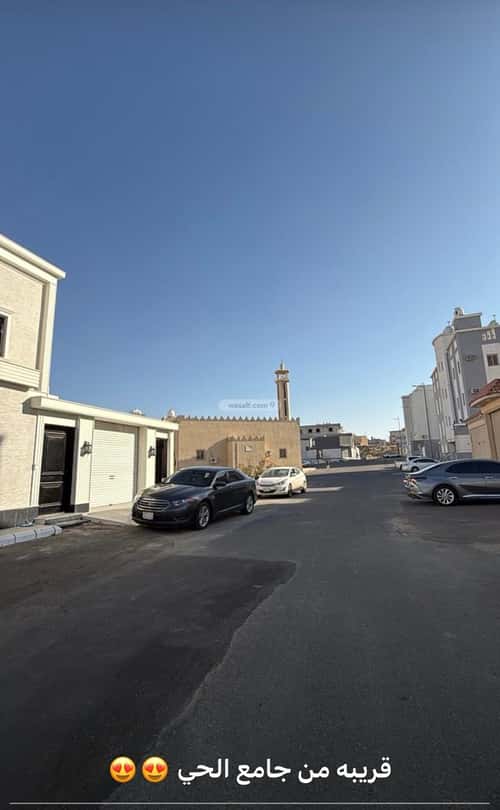 فيلا 312 متر مربع شمالية على شارع 20م النور، خميس مشيط