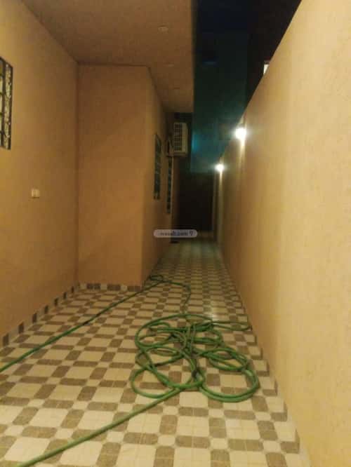 فيلا 250 متر مربع واجهة غربية ب 7 غرف المونسية، شرق الرياض، الرياض