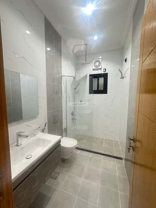 فيلا 450 متر مربع جنوبية شرقية على شارع 22م الصفوة، شمال جدة، جدة