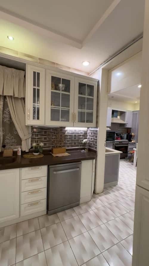 Villa 500 SQM with 2 Apartments Facing East Qurtubah, East Riyadh, Riyadh