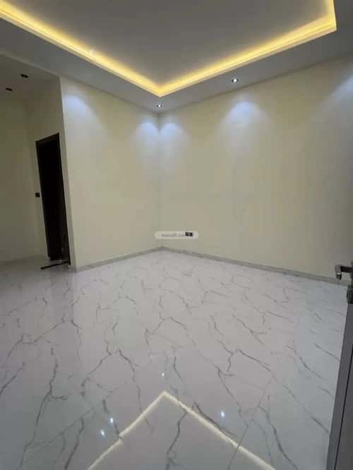 Floor 65 SQM with 5 bedrooms الندوة، شرق الرياض، الرياض