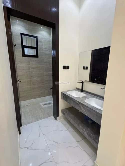 Floor 65 SQM with 5 Bedrooms Al- Nadwah, East Riyadh, Riyadh