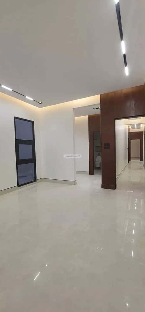 دور 5 غرف في الجنادرية