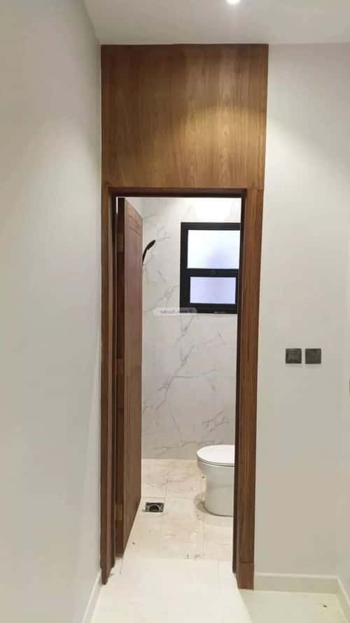 Floor 182.31 SQM with 5 Bedrooms Okaz, South Riyadh, Riyadh