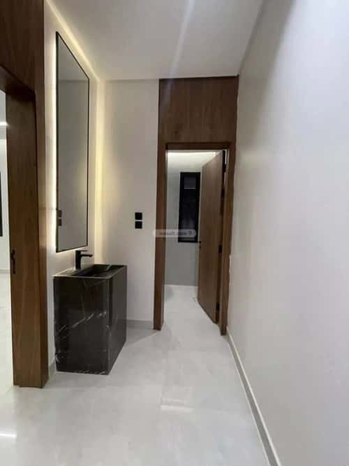 دور 162 متر مربع ب 5 غرف الجنادرية، شرق الرياض، الرياض