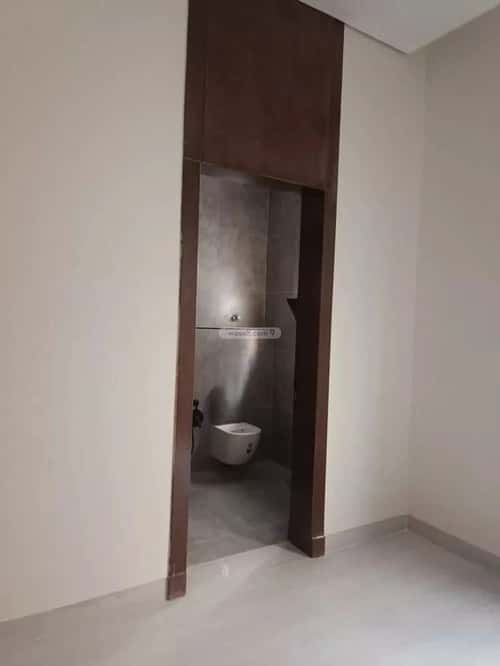 6 bedroom villa in Al Janadriyah