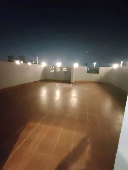 فيلا 250 متر مربع جنوبية على شارع 16م الزمرد، شمال جدة، جدة