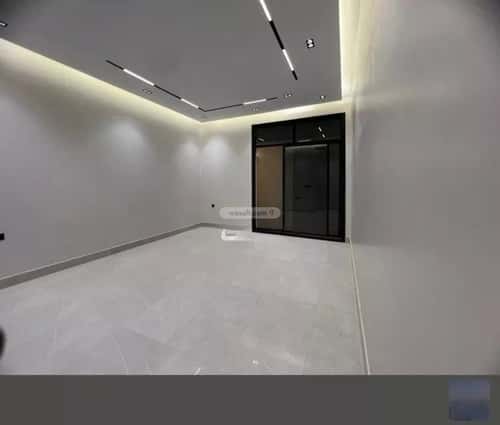 فيلا 250 متر مربع شرقية على شارع 15م الجنادرية، شرق الرياض، الرياض