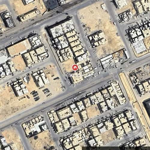 أرض 916.16 متر مربع جنوبية على شارع 20م العارض، شمال الرياض، الرياض