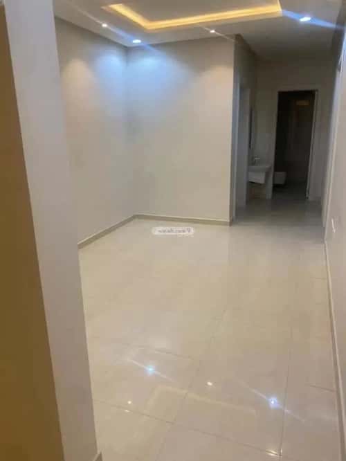 شقة 4 غرف في العارض