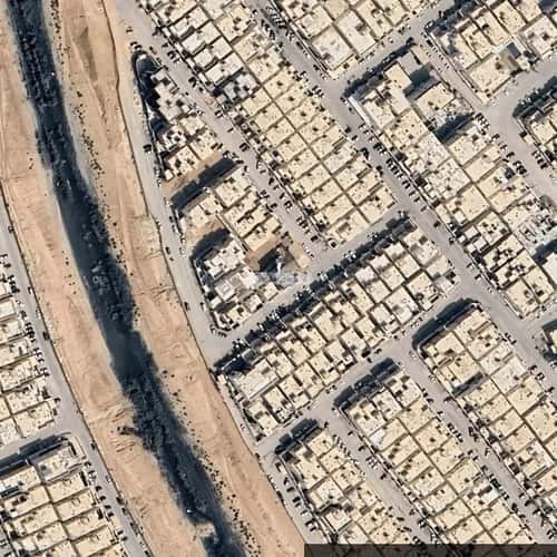 Villa 200.04 SQM Facing South with 4 Bedrooms Al-Qadisiyah, East Riyadh, Riyadh