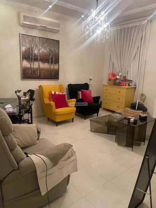 فيلا 350 متر مربع جنوبية على شارع 15م الفلاح، شمال الرياض، الرياض