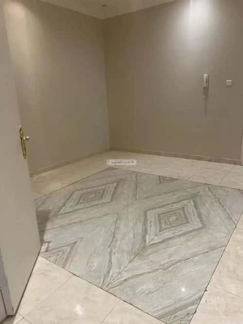 دور 661 متر مربع ب 5 غرف King Abdullah, Central Riyadh, Riyadh